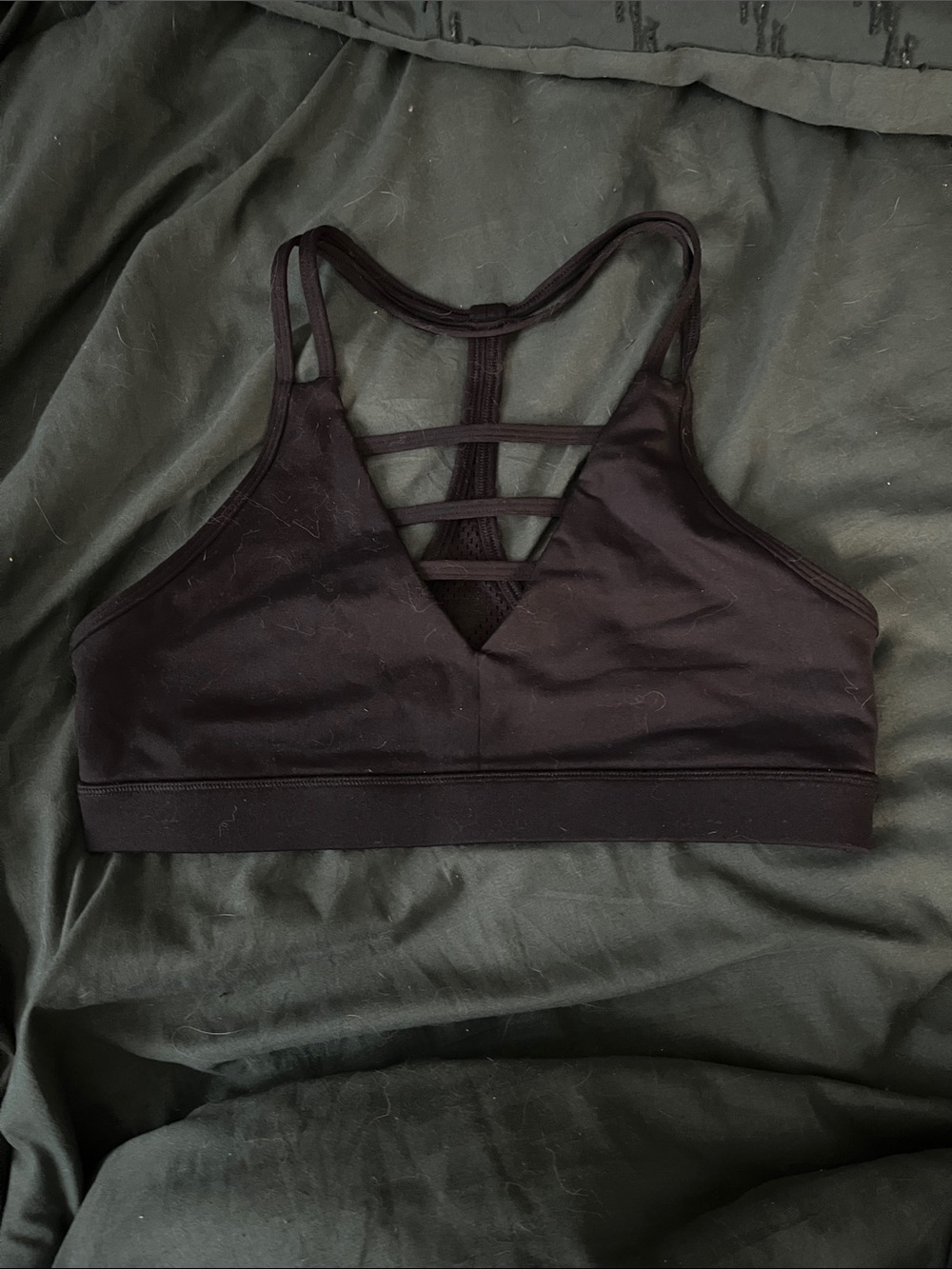 Zyia Strappy V-Front Women’s Bralette in Deep Plum like new